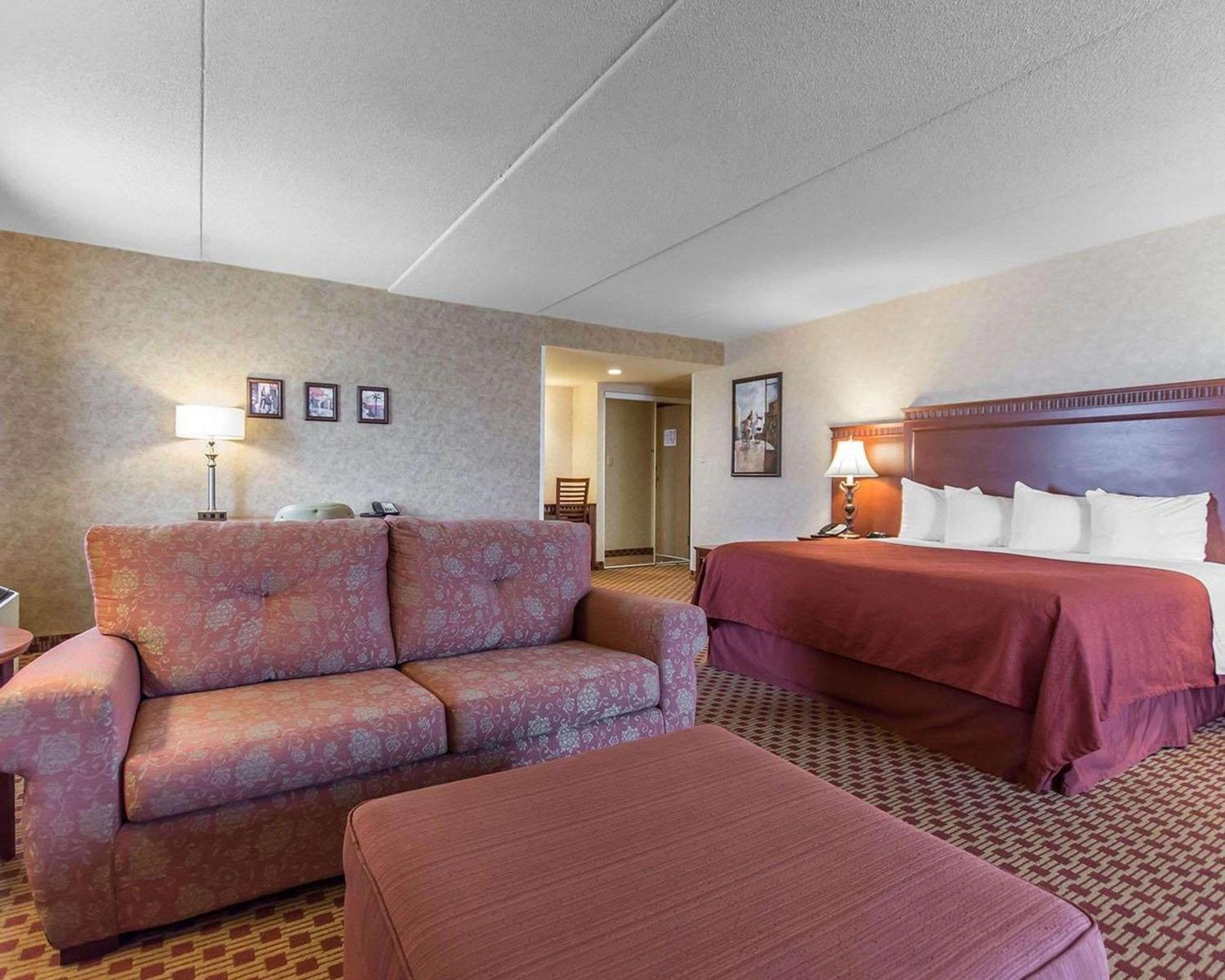 Quality Inn & Suites Bay Front Су Сент Мари Екстериор снимка