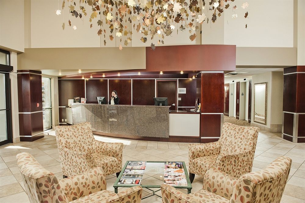 Quality Inn & Suites Bay Front Су Сент Мари Екстериор снимка
